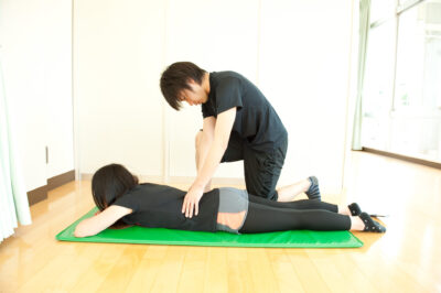 "整体で整えた後にトレーニングで動作を習得する流れ