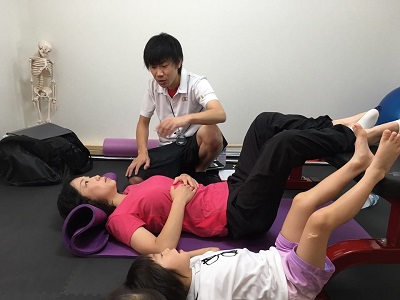 足利市ヨガの赤ちゃんポーズ